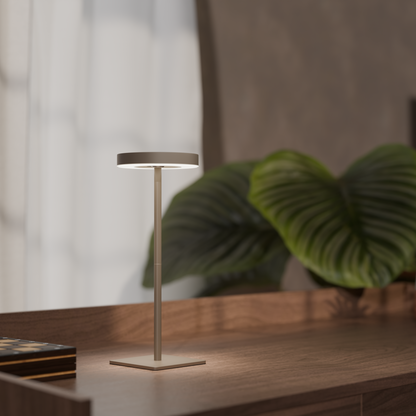 Nook - Stijlvolle tafellamp (brons)